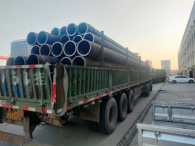 兴安盟45#结构无缝钢管