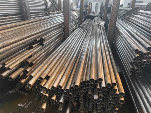 兴安盟35CrMo精密无缝钢管